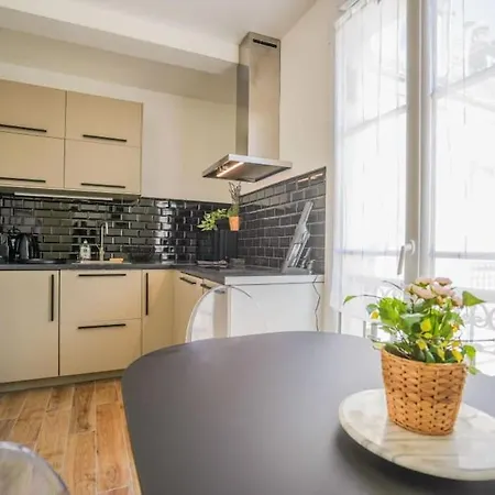 Tranquil Retreat In The 16th Arrondissement Apartamento *