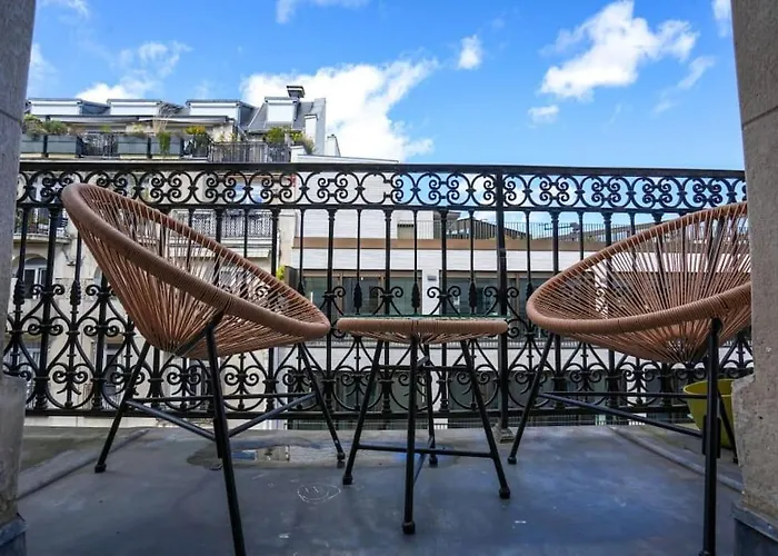 Tranquil Retreat In The 16th Arrondissement Apartmán